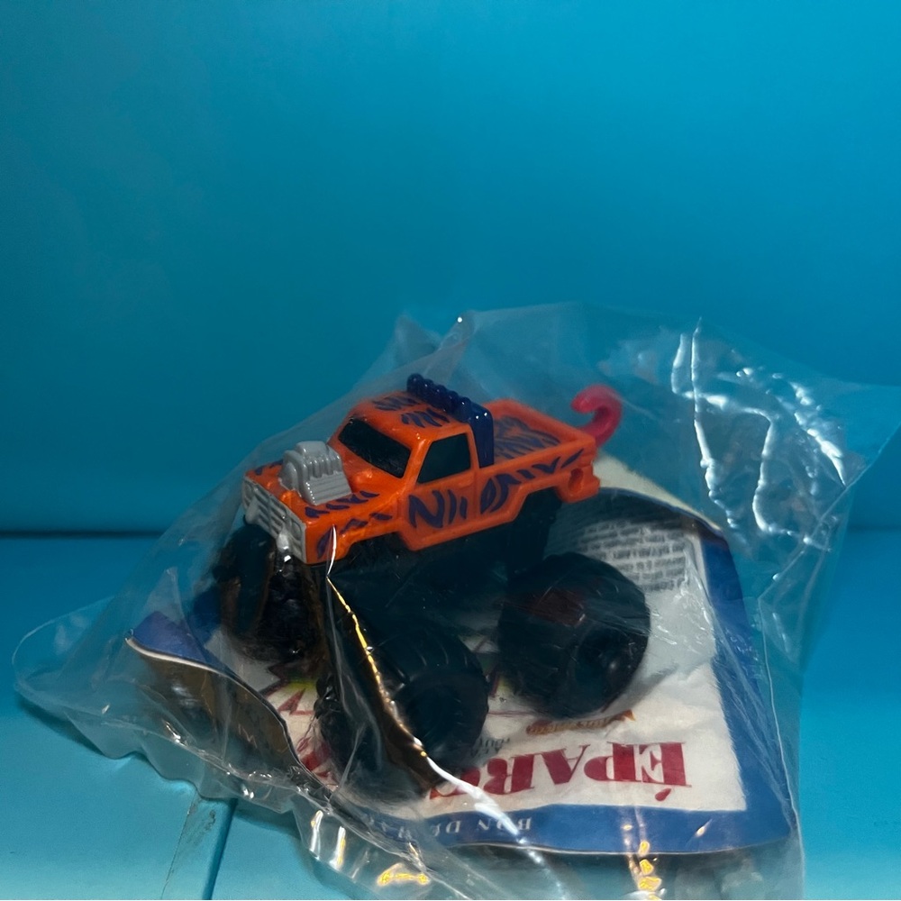 McDonald’s Happy Meal Toy - Hot Wheels - Attack Pack - Slash Cat - 1993